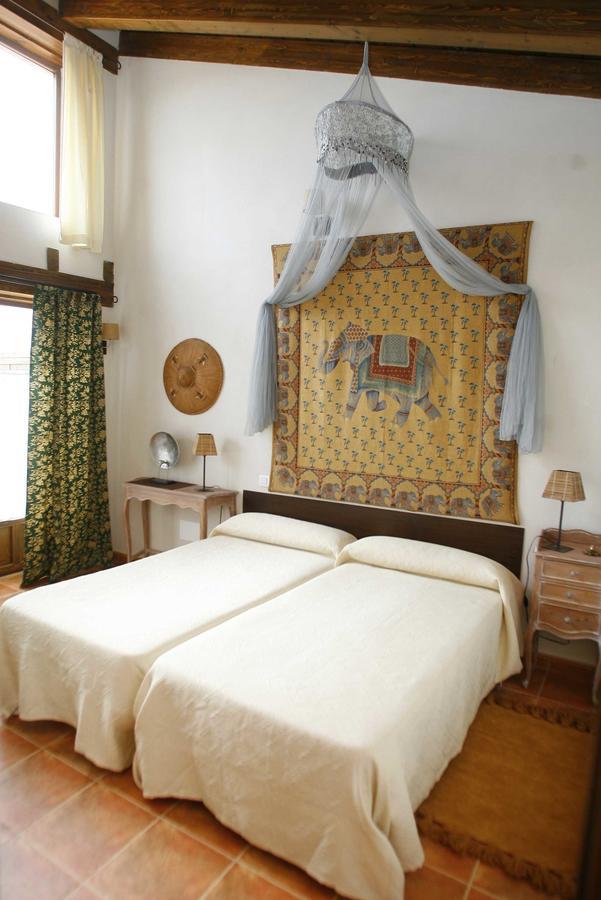 Hotel Albergue Bioclimatico Sabinares Del Arlanza Puentedura 部屋 写真