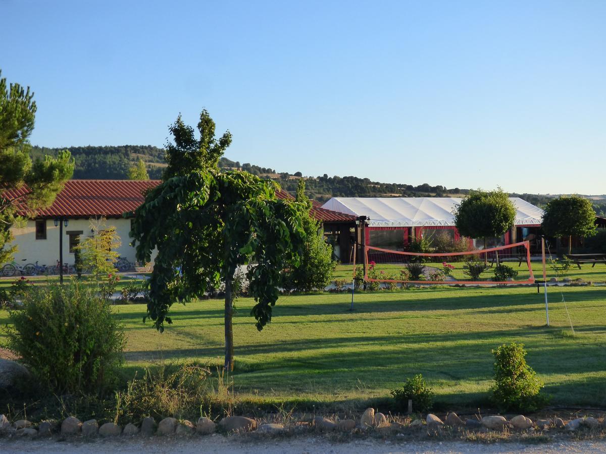 Hotel Albergue Bioclimatico Sabinares Del Arlanza Puentedura エクステリア 写真
